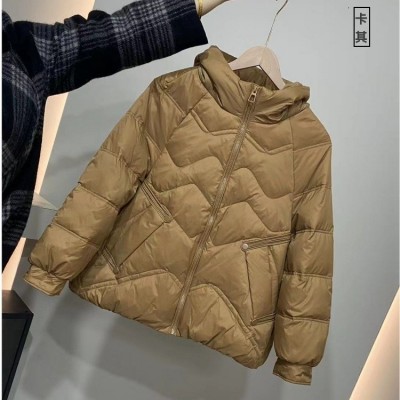 轻型羽绒服女短款2024秋冬新款韩版宽松连帽洋气大码时尚显瘦外套图4
