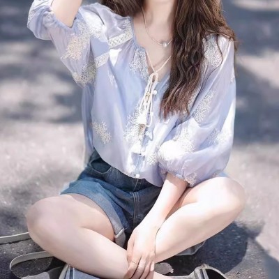 慵懒风系带衬衫女雪纺设计感小众春夏2024新款国风刺绣身半袖上衣图2
