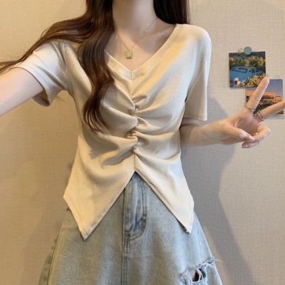 抖音同款女装夏季法式V领收腰不规则修身正肩T恤胖mm显瘦遮肚上衣图2