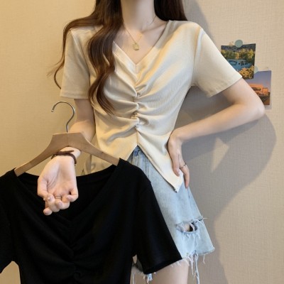 抖音同款女装夏季法式V领收腰不规则修身正肩T恤胖mm显瘦遮肚上衣图3
