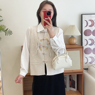 新中式时尚百搭女装针织背心马甲女2024新款春秋装毛衣坎肩开衫上图5