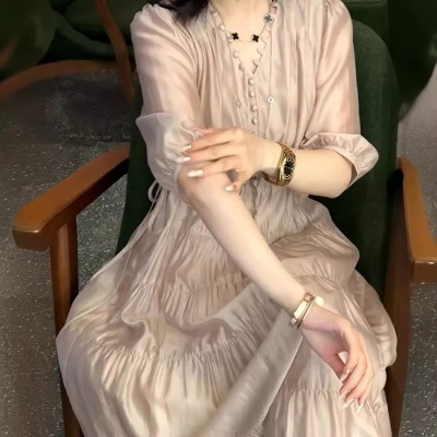 香槟色V领连衣裙夏装新款法式复古小个子显瘦小个子连衣裙女图2