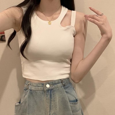 辣妹镂空露肩圆领背心带胸垫夏季新款修身显瘦小众设计感短款上衣图2