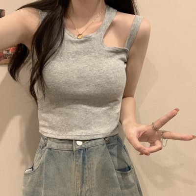 辣妹镂空露肩圆领背心带胸垫夏季新款修身显瘦小众设计感短款上衣图5