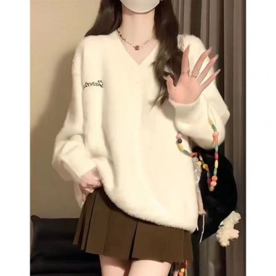 甜美V领软糯毛衣女秋冬新款温柔慵懒风针织衫百褶裙两件套装图4
